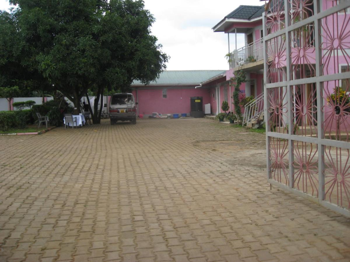 Our Home Mbale Esterno foto